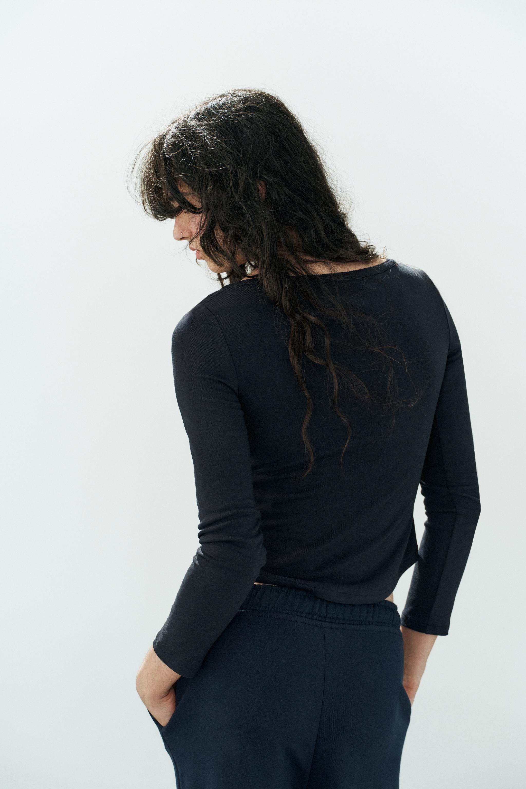 BOAT NECK T-SHIRT